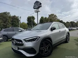 Cinza Usado 2022 Mercedes GLA200 AMG line SUV | € 44.500