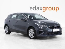 Cinza Usado 2023 Kia Ceed Urban | € 14.990 (Bom preço)