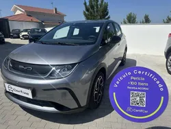 Cinzento Usado 2024 BYD Dolphin Citadino | € 27.500