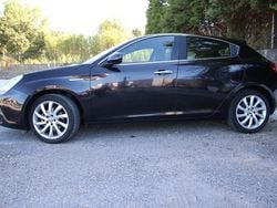 Preto Usado 2013 Alfa Romeo Giulietta Distinctive Citadino | € 9.800