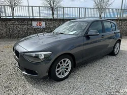 Cinza Usado 2015 BMW 116 Efficient Dynamics Citadino | € 14.450 (Preço elevado)