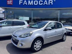 Cinzento Usado 2011 Renault Clio II Dynamique | € 5.980 (Preço justo)