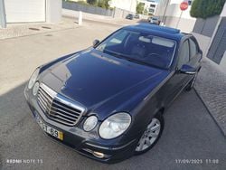 Usado 2008 Mercedes E420 Sedan | € 12.999