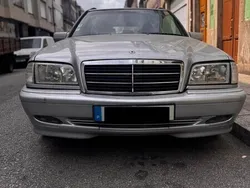 Cinza Usado 1999 Mercedes C220 Carrinha | € 1.950