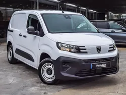 Branco Usado 2025 Peugeot Partner Monovolume | € 20.900 (Preço justo)