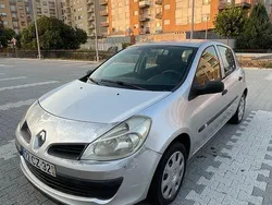 Usado 2007 Renault Clio II Sedan | € 1.600 (Preço justo)