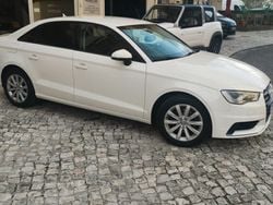 Branco Usado 2015 Audi A3 Ambition Sedan | € 17.200 (Caro)