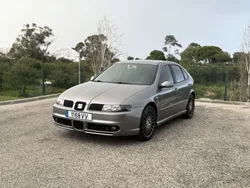 Cinzento Usado 2003 Seat Leon Sedan | € 6.500 (Super Preço)