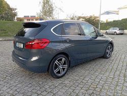 Cinzento Usado 2016 BMW 218 Carrinha | € 15.500 (Preço justo)
