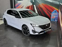 Branco Usado 2024 Peugeot e-308 Allure Citadino | € 30.499 (Bom preço)