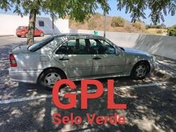 Usado 1995 Mercedes C180 | € 2.400