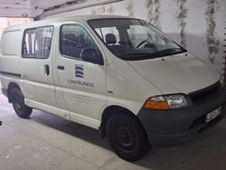 Usado 2005 Toyota HiAce Van | € 5.500