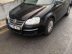 Usado 2008 VW Jetta Sedan | € 4.600 (Preço justo)