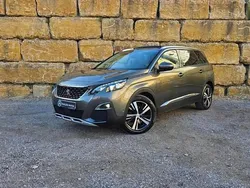 Verde Usado 2018 Peugeot 5008 Allure Monovolume | € 18.500 (Preço justo)