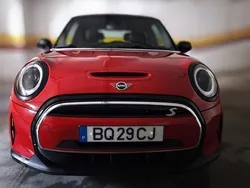 Usado 2021 Mini Cooper SE Citadino | € 17.500 (Preço justo)