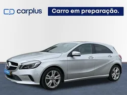 Cinza Usado 2018 Mercedes A200 Urban | € 22.990