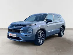 Cinza Novo 2025 Mitsubishi Outlander Intense SUV | € 51.900