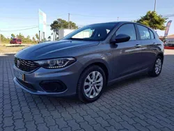 Cinza Usado 2017 Fiat Tipo Wagon Carrinha | € 10.950 (Preço justo)