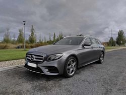 Cinzento Usado 2020 Mercedes E300 | € 30.490 (Super Preço)
