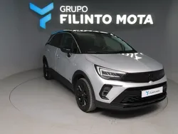 Cinzento Usado 2023 Opel Crossland Design & Tech SUV | € 16.080 (Preço justo)
