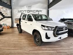 Branco Usado 2021 Toyota HiLux Pickup | € 35.900 (Preço justo)