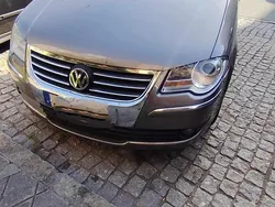 Verde Usado 2008 VW Touran Monovolume | € 7.200