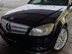 Usado 2007 Mercedes C220 Avantgarde Sedan | € 9.500