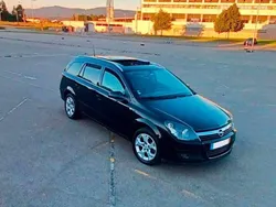 Preto Usado 2005 Opel Astra Carrinha | € 4.000