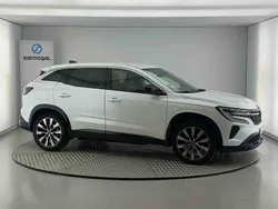 Branco Usado 2023 Renault R25 Sedan | € 30.990