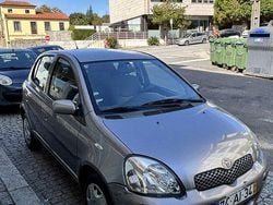 Usado 2005 Toyota Yaris Sedan | € 3.800 (Preço justo)