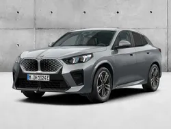 Cinza skyscraper metalizado Novo 2025 BMW iX2 Comfort Edition SUV | € 62.025 (Preço justo)
