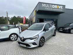 Cinza Usado 2021 Renault Clio V | € 12.900 (Preço justo)