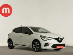 Branco Usado 2023 Renault Clio V Evolution | € 16.999 (Preço justo)