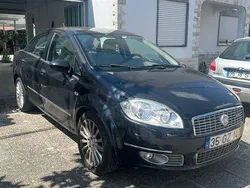 Usado 2007 Fiat Linea Sedan | € 4.000