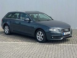 Usado 2009 Audi A4 Sedan | € 9.300 (Preço elevado)