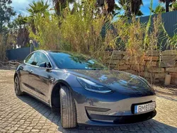 Cinza Usado 2020 Tesla Model 3 Standard Range Plus Sedan | € 24.990 (Preço justo)
