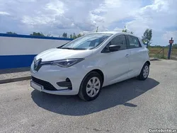 Branco Usado 2020 Renault Zoe Life Citadino | € 14.990 (Preço justo)