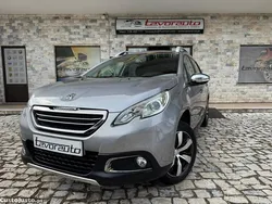 Cinza Usado 2016 Peugeot 2008 Style SUV | € 10.500 (Preço justo)