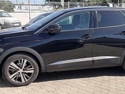 Preto Usado 2022 Peugeot 3008 Allure Monovolume | € 27.700 (Preço elevado)