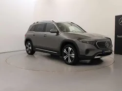 Cinzento mountain Usado 2023 Mercedes EQB250 SUV | € 41.990 (Bom preço)