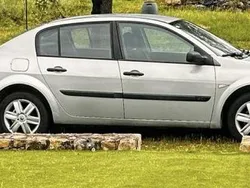 Usado 2003 Renault Mégane II Sedan | € 4.200