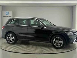 Preto Usado 2022 Mercedes GLC300 SUV | € 56.990 (Bom preço)