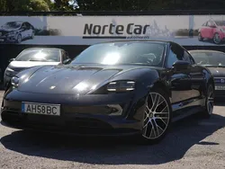 Preto Usado 2021 Porsche Taycan Sedan | € 65.890 (Preço elevado)