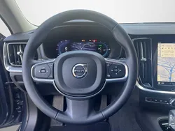 Prateado Usado 2025 Volvo V60 Carrinha | € 45.500