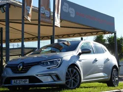Cinza Usado 2020 Renault Mégane GT Line GT-Line Citadino | € 22.500 (Preço justo)