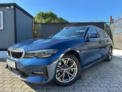 Azul Usado 2022 BMW 330 Sport Line Carrinha | € 33.000