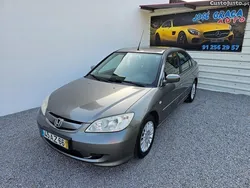Cinza Usado 2005 Honda Civic Sedan | € 2.850