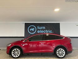 Vermelho Usado 2020 Tesla Model X SUV | € 39.900