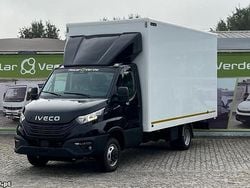 Branco Usado 2025 Iveco Daily | € 53.500