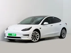Branco Usado 2021 Tesla Model 3 Sedan | € 25.900 (Preço justo)